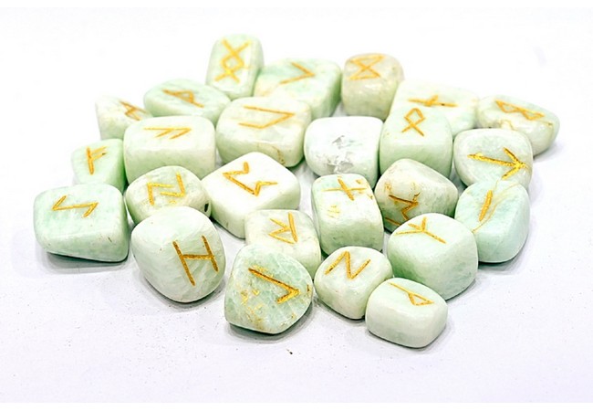 Amazonite Rune Set